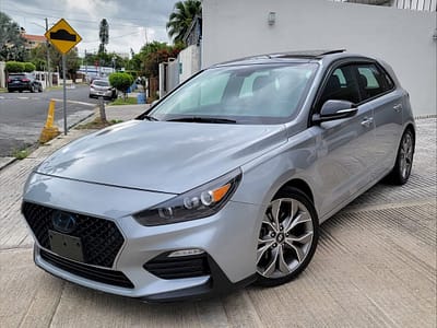 Hyundai Elantra GT 2020