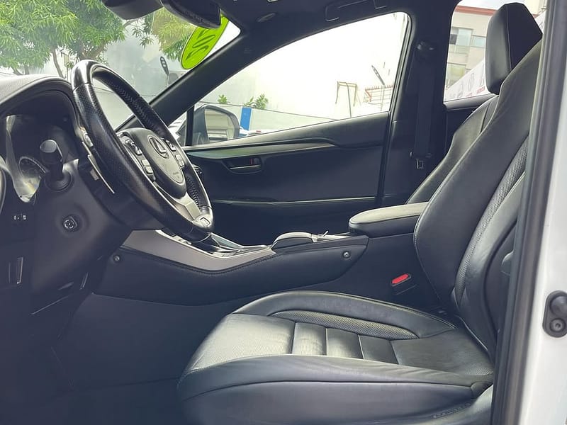 Lexus NX 300 F Sport 2021