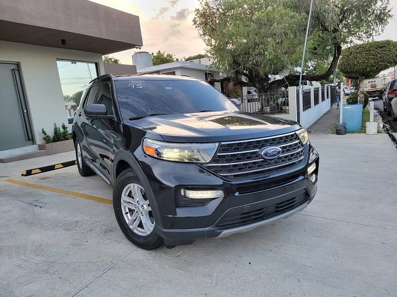 Ford Explorer XLT 2021