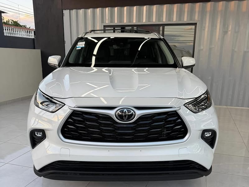 Toyota Highlander XLE 2023