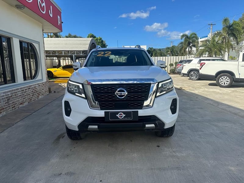 Nissan Frontier LE 2022