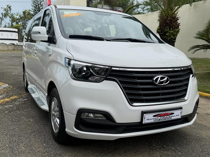 Hyundai Grand Starex 2021